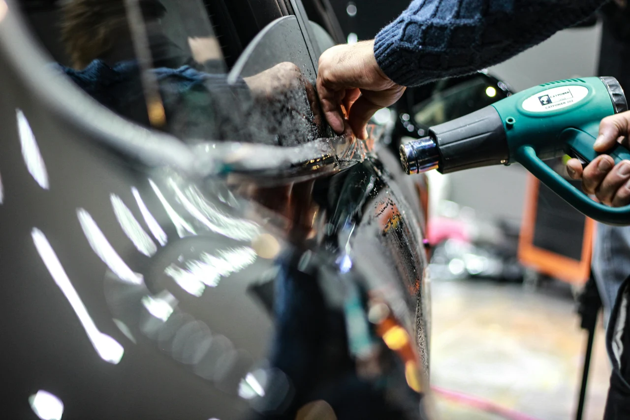 Tint Car Windows 